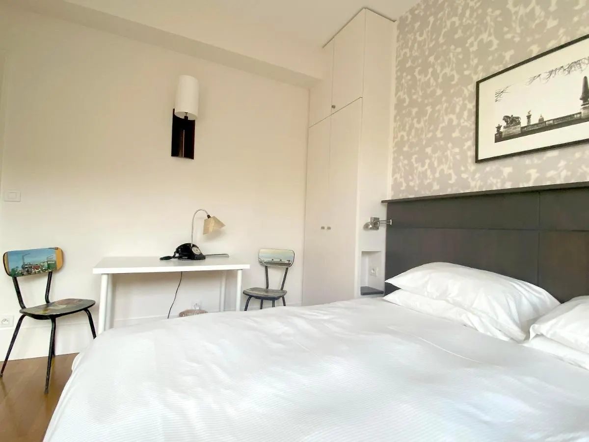 ** Bed & Breakfast La Villa Paris - B&B France