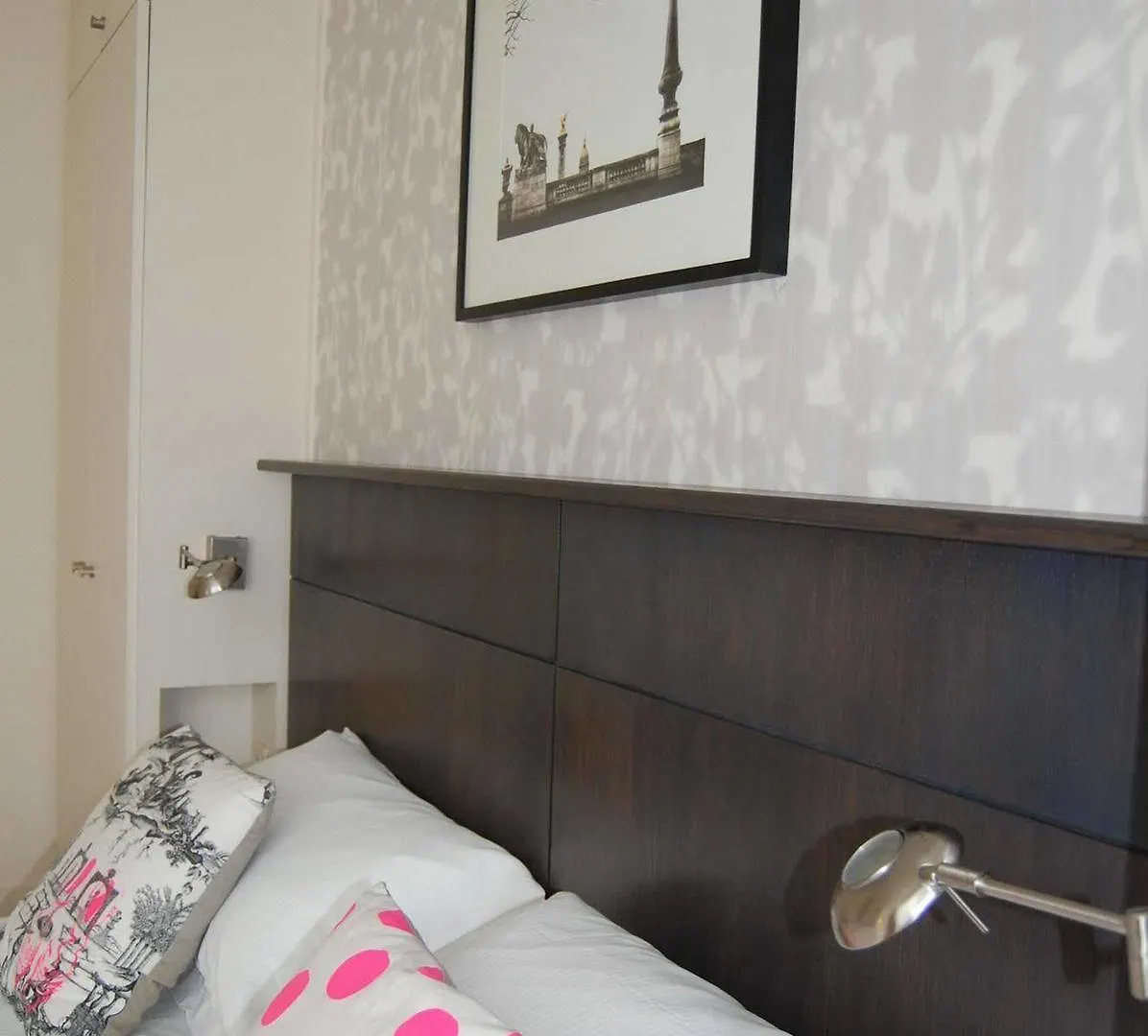 La Villa Paris - B&B Bed & Breakfast