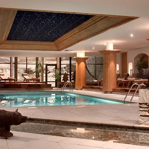 ***** Hotel Les Barmes De L'ours France