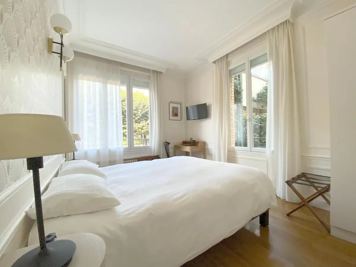 Couette-café La Villa Paris - B&B