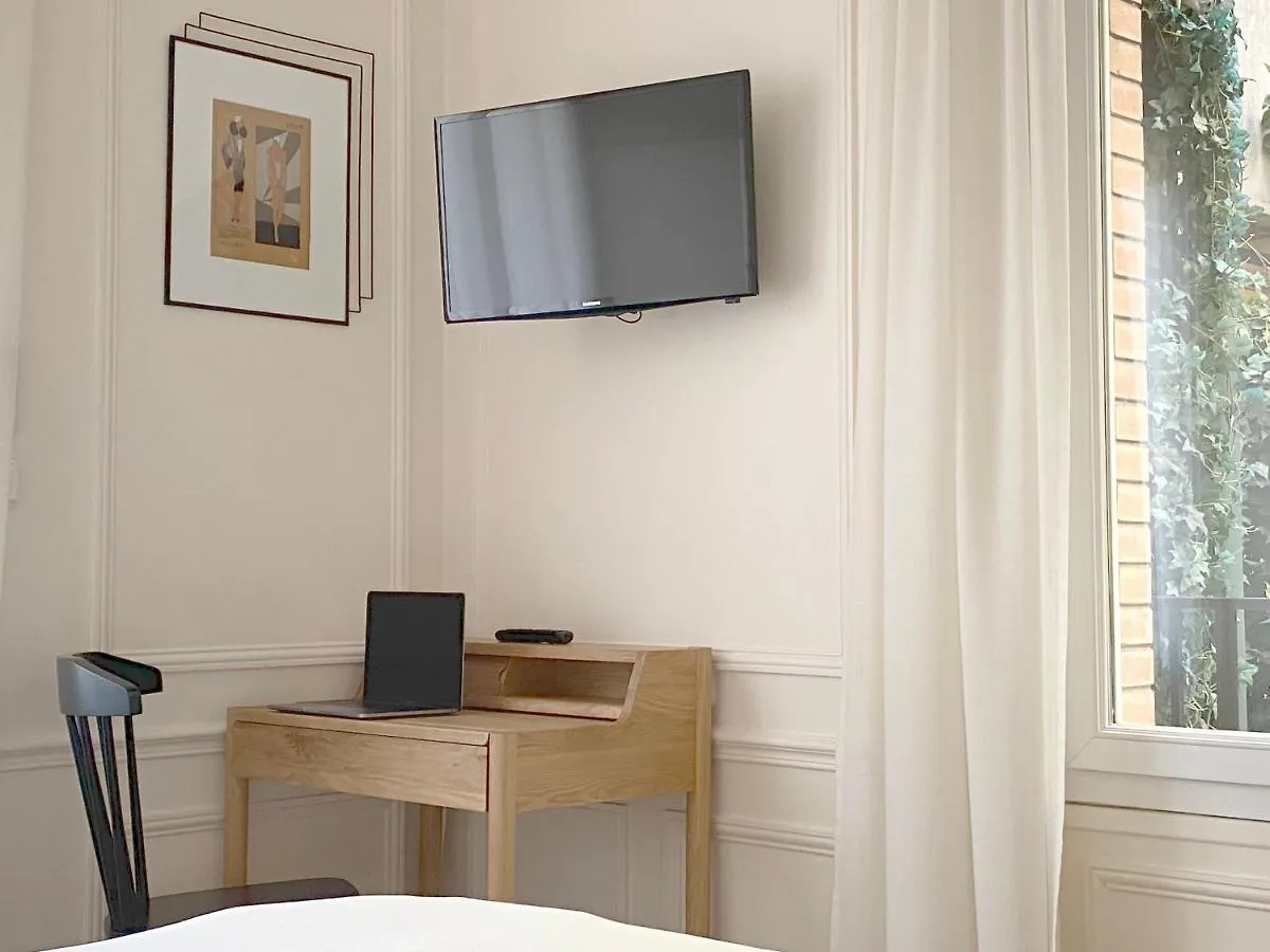 La Villa Paris - B&B