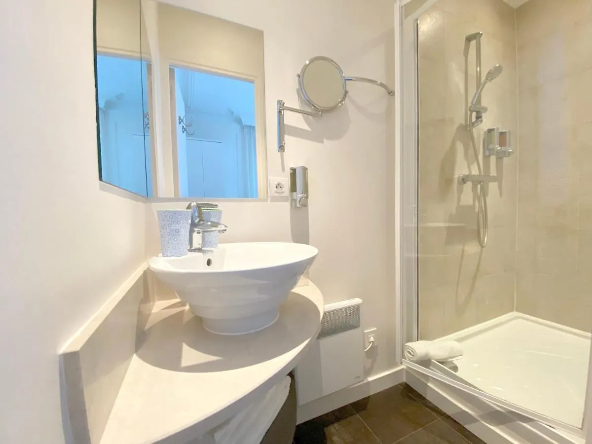 La Villa Paris - B&B Bed & Breakfast