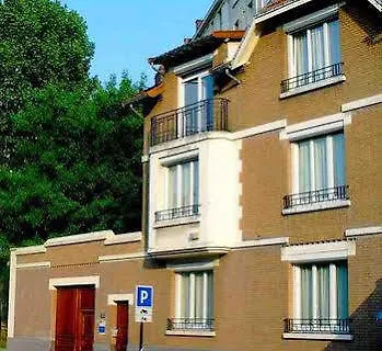 La Villa Paris - B&B Bed & Breakfast